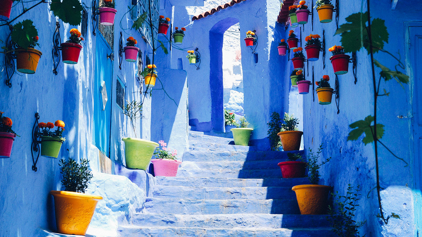 Chefchaouen_-colorful-stairway.jpg